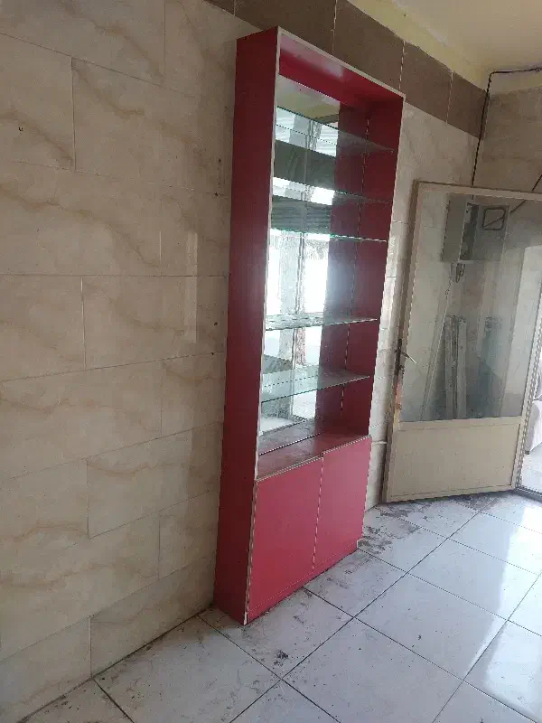 قفسه و کمد|کتابخانه، شلف، قفسه‌های دیواری|باغستان, |دیوار