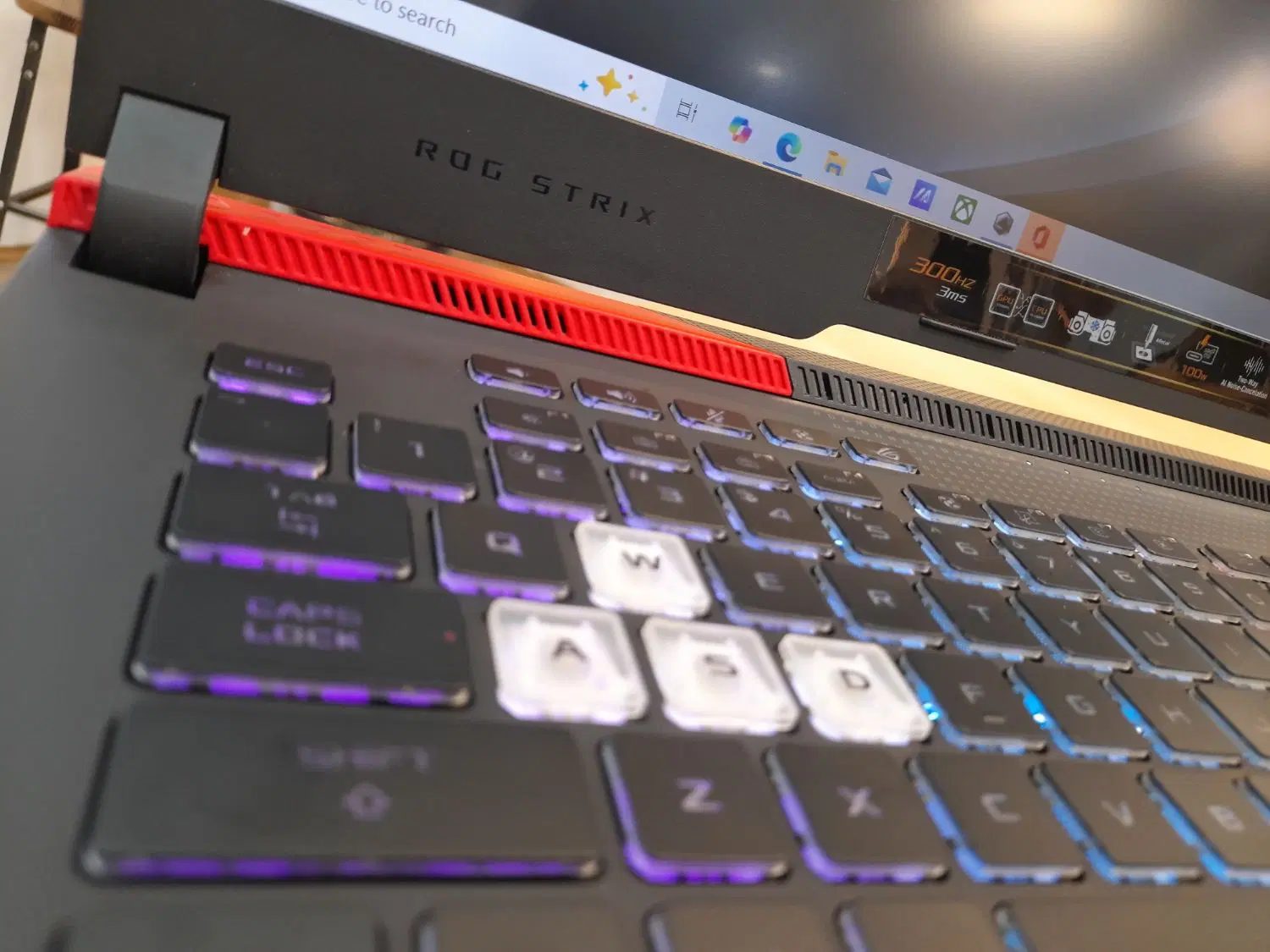 لپتاپ گیمینگ ASUS ROG با گرافیک 12GB و پردازنده R9|رایانه همراه|تهران, جردن|دیوار