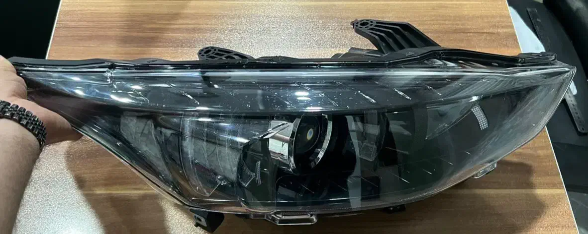 چراغ اطلس/چراغ سهند/چراغ جلو اطلس و سهند|قطعات یدکی و لوازم جانبی|تهران, چیتگر شمالی|دیوار