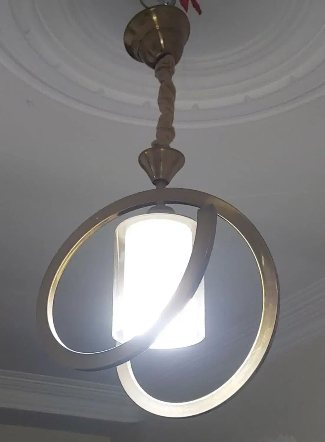 لوستر در حد نو.|لوستر و چراغ آویز|کرج, کرج نو|دیوار