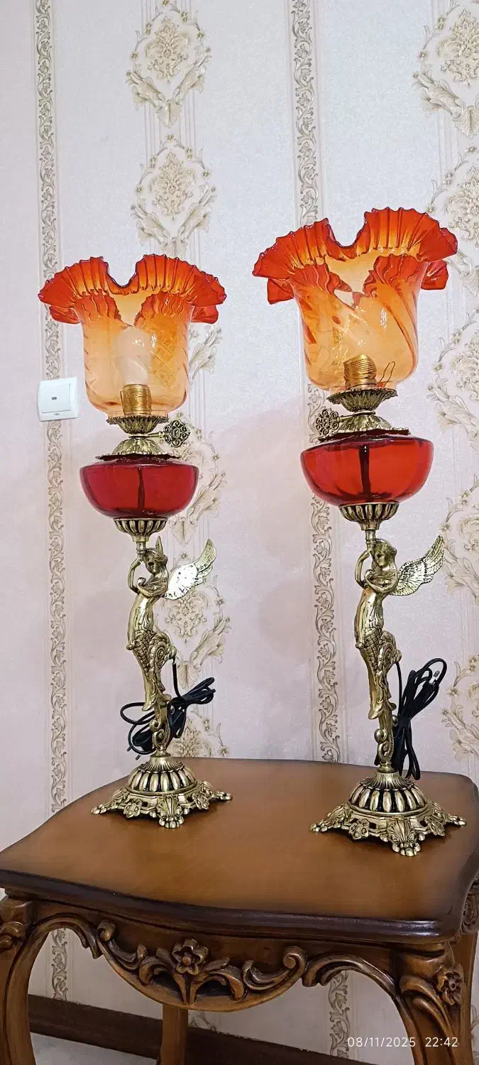 شمعدان یا آباژور برنزی فرشته (توضیحات بخونید)|چراغ خواب و آباژور|تهران, خاک سفید|دیوار