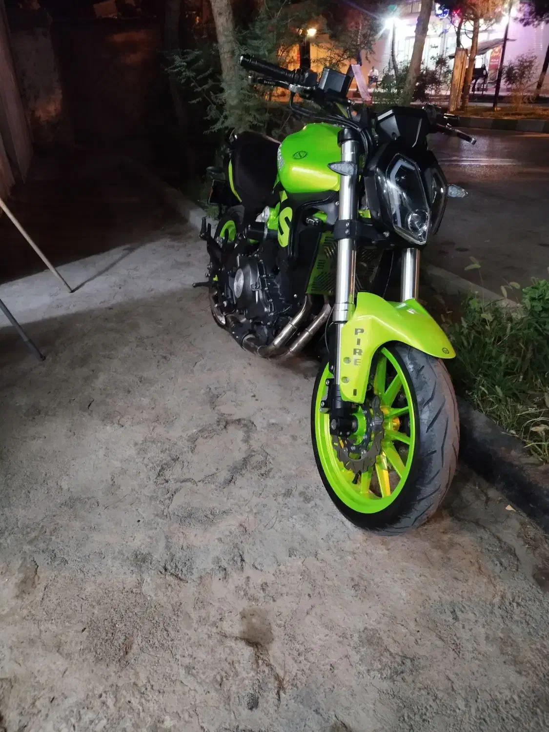 بنلی جفت|موتورسیکلت|شاندیز, |دیوار