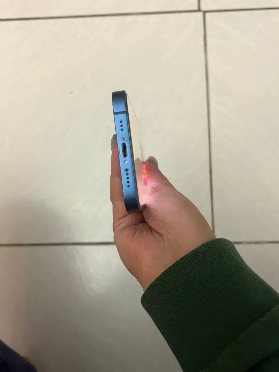 اپل iPhone 13 با حافظهٔ ۱۲۸ گیگابایت|موبایل|تهران, فلسطین (میدان انقلاب)|دیوار