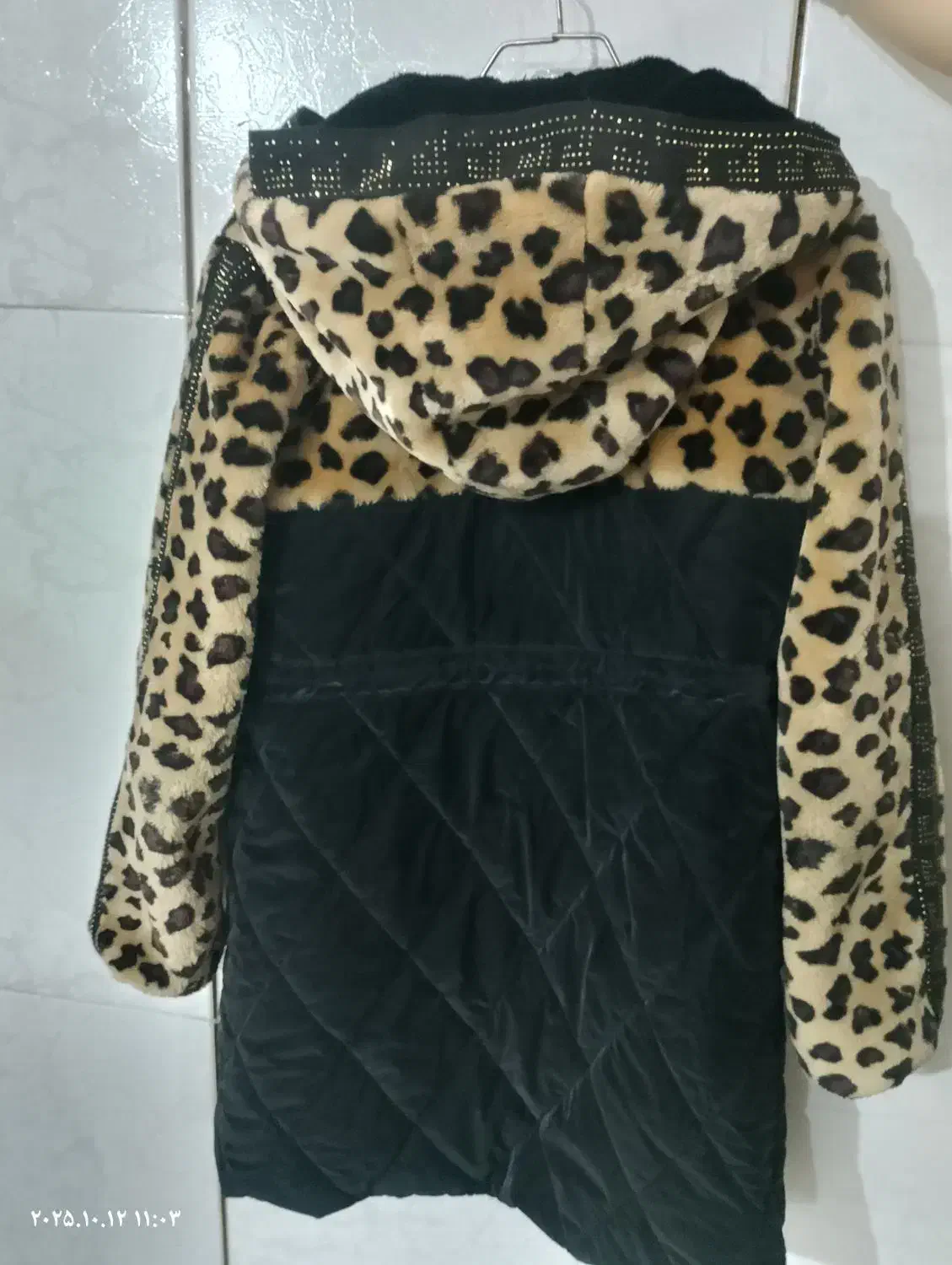 کاپشن پلنگی و مشکی ساده|لباس|میاندوآب, |دیوار