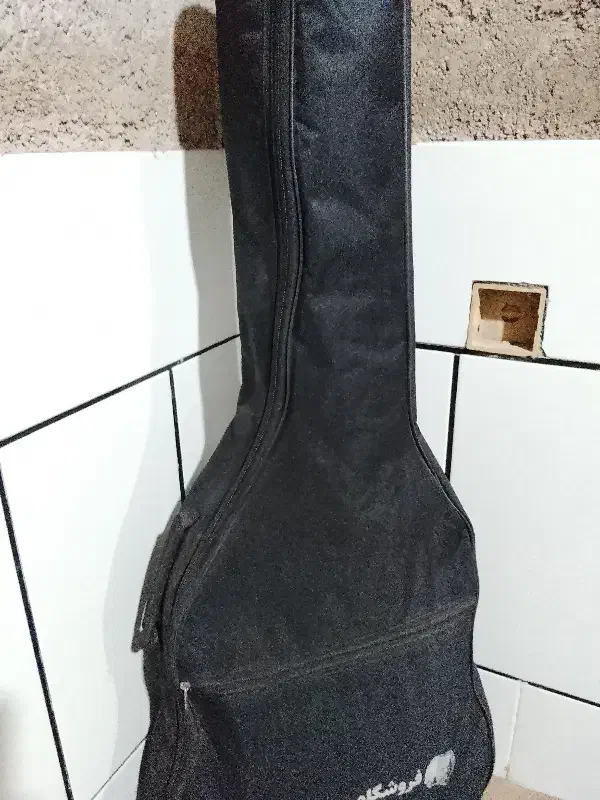 گیتار|گیتار، بیس، امپلیفایر|داراب, |دیوار