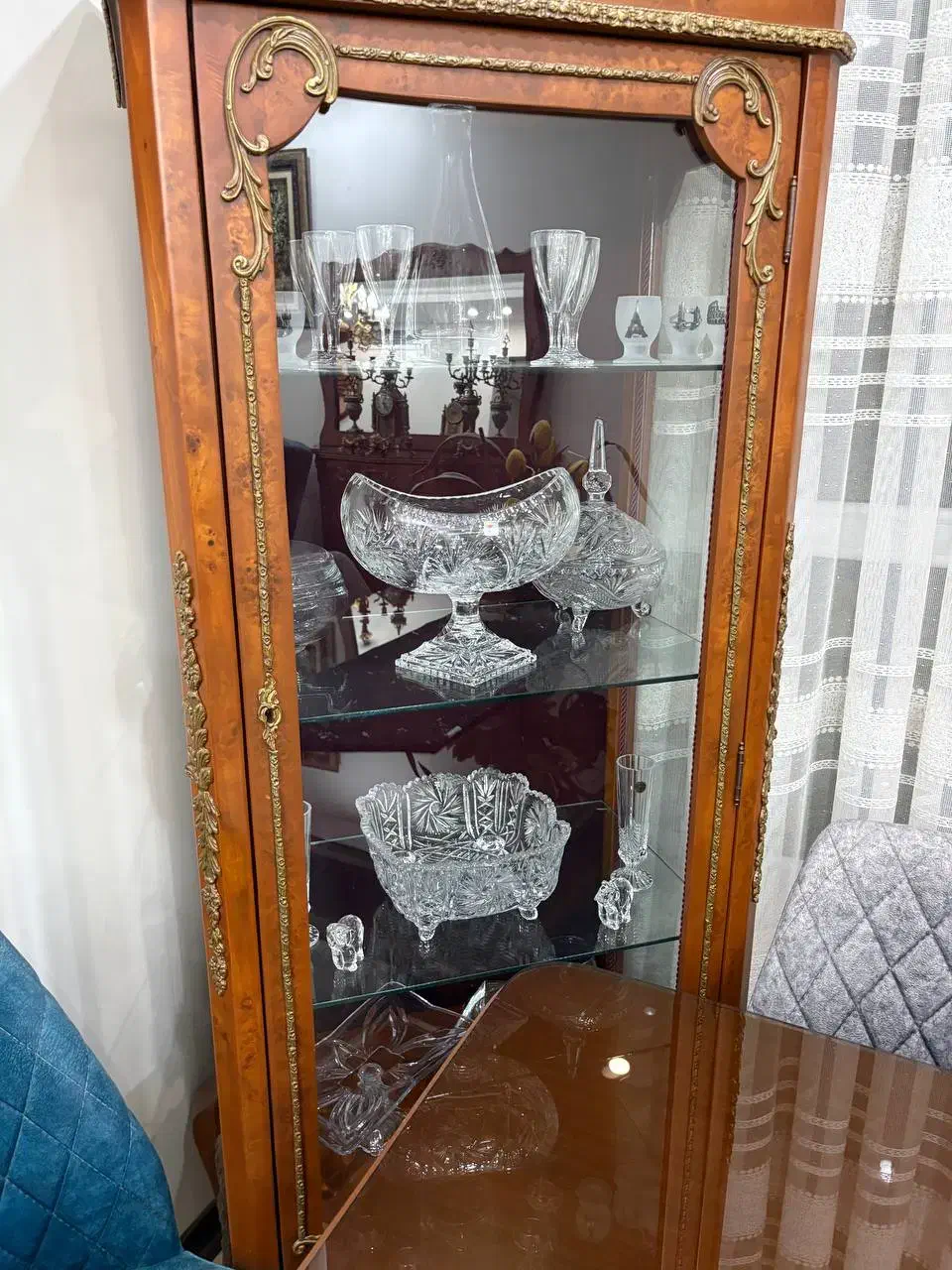 بوفه شیک برنز کاری شده|بوفه، ویترین، کنسول|تهران, دریاننو|دیوار