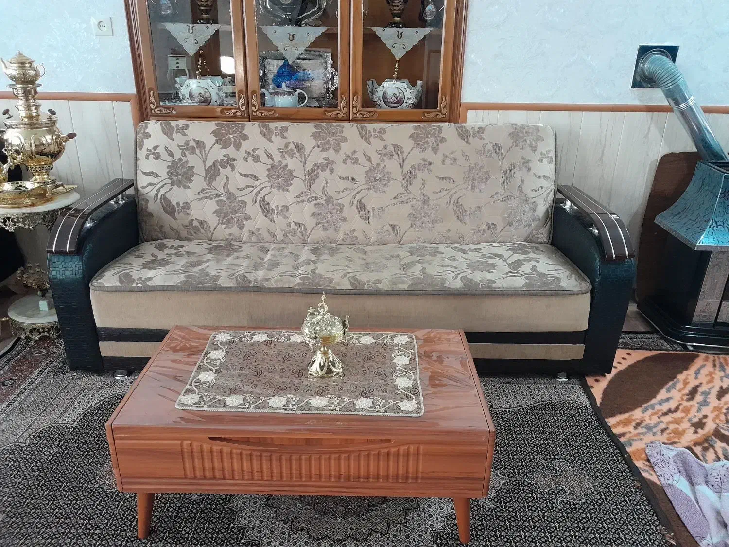 مبل راحتی تخت شو فنری در حد|مبلمان خانگی و میز عسلی|اردبیل, |دیوار