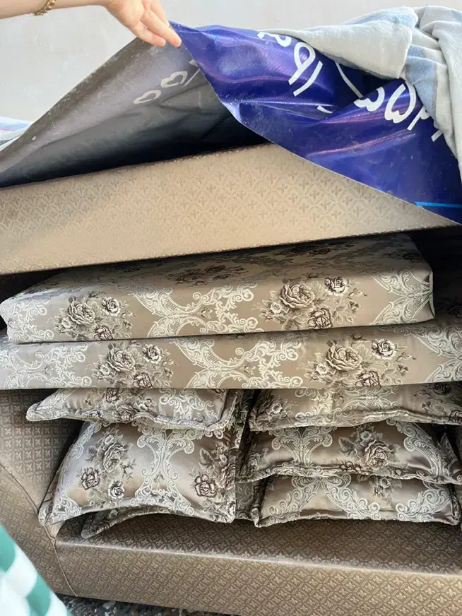 مبلمان کاملا سالم ۹ نفره|مبلمان خانگی و میز عسلی|رامسر, |دیوار