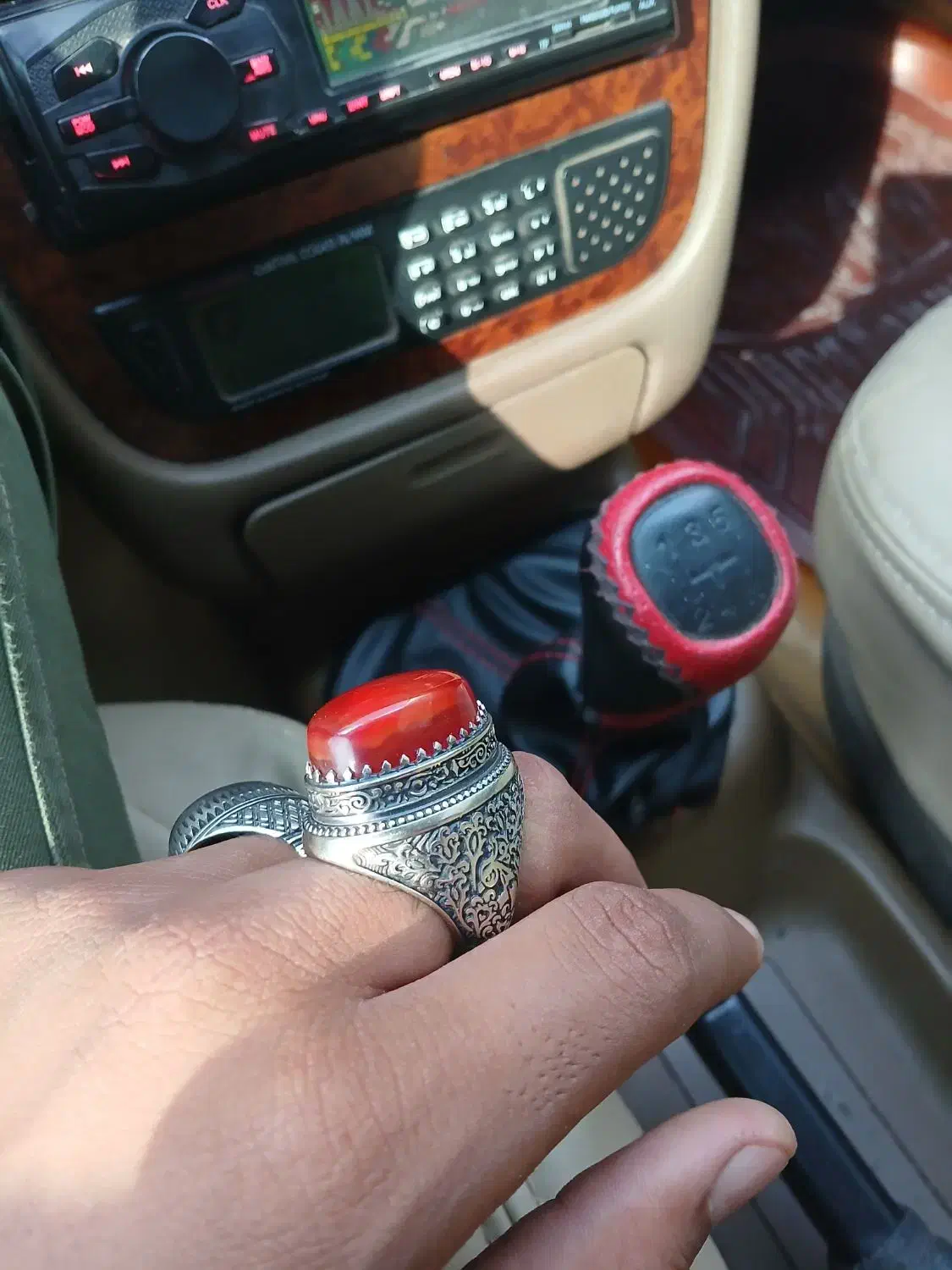 عقیق سرخ اب دار|جواهرات|رودان, |دیوار