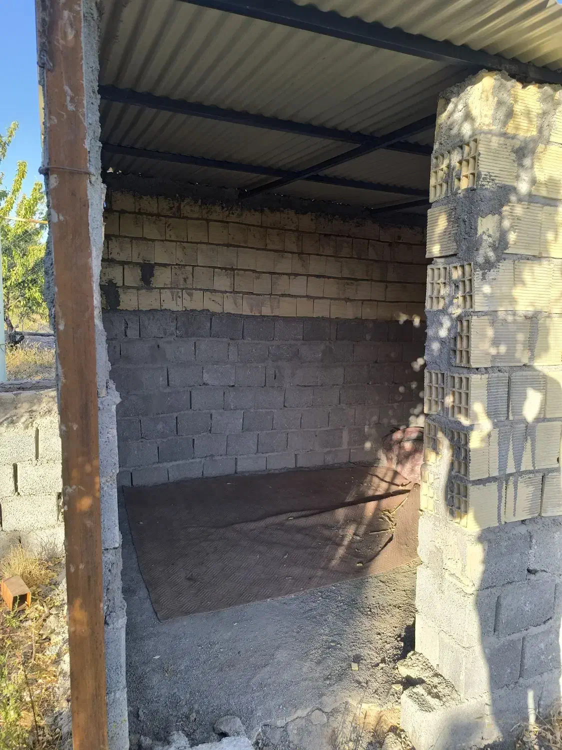 باغ دارای اتاق|فروش زمین و ملک کلنگی|تیران, |دیوار