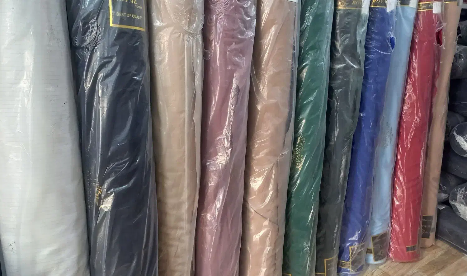 خریدار عمده انواع پارچه یاردی متری کیلویی و فروش|عمدهفروشی|تهران, امام زاده حسن|دیوار