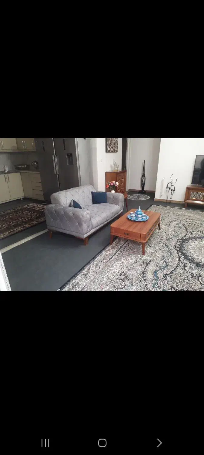 مبل چستر|مبلمان خانگی و میز عسلی|هشتگرد, هیو|دیوار