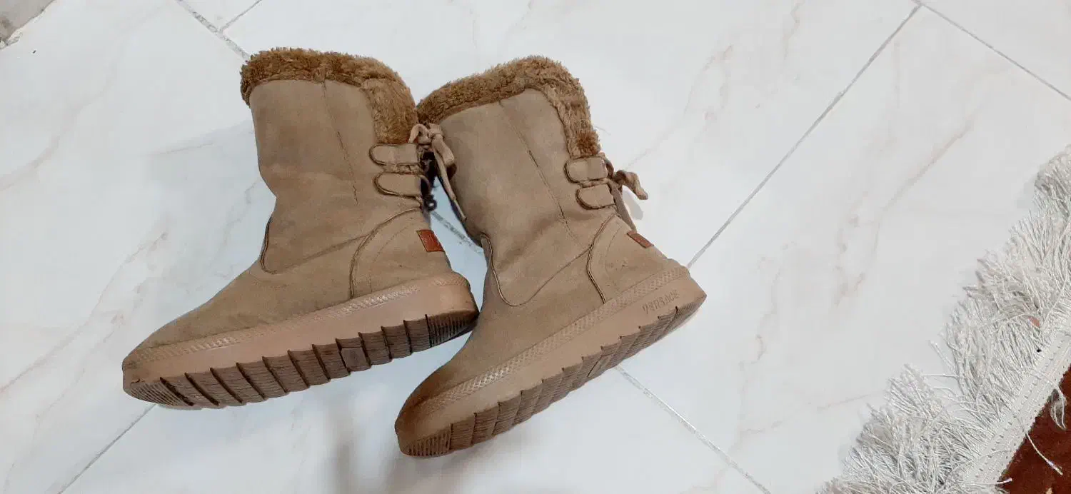 بوت دخترانه سایز ۳۳|کفش و لباس بچه|رشت, پیرسرا|دیوار