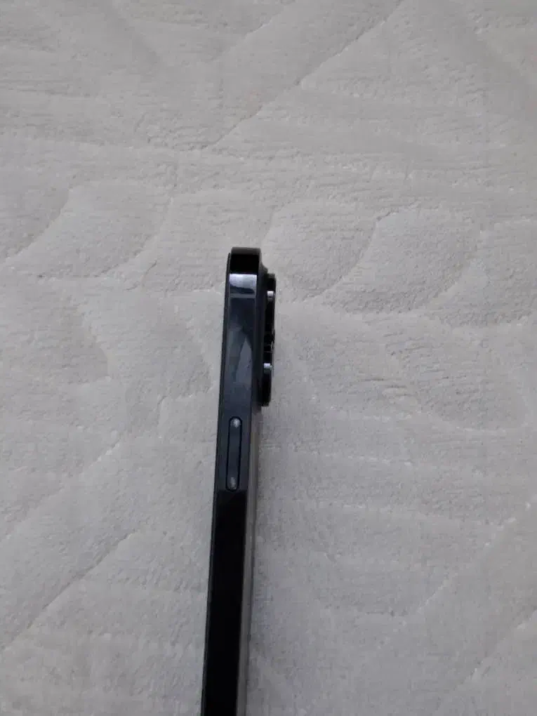 iphone 14pro|موبایل|قشم, |دیوار