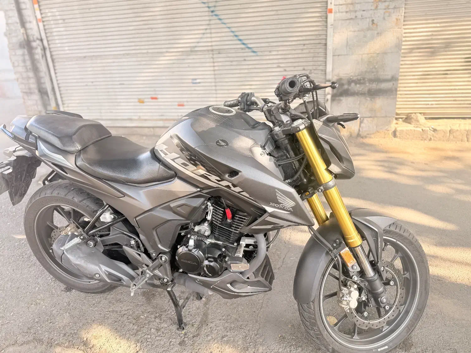 هوندا هورنت 200 هانی موتور|موتورسیکلت|تهران, دروازه شمیران|دیوار