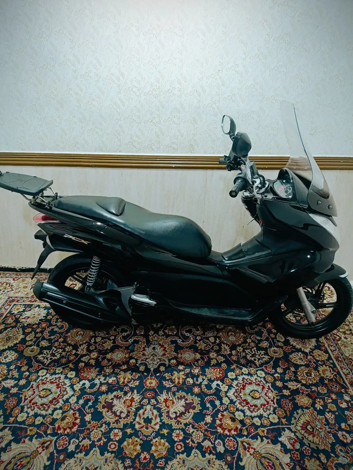 pcx2013|موتورسیکلت|بندر دیر, |دیوار