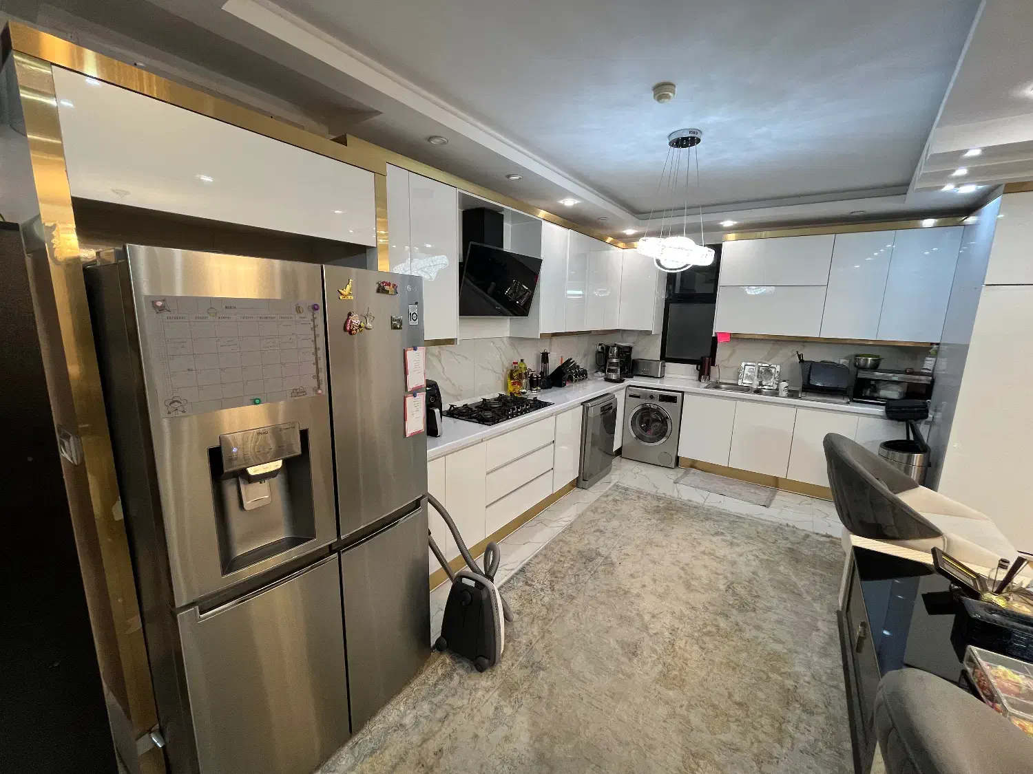 فروش آپارتمان ۹۳ متری ۲ خوابه، املاک جزیره|فروش آپارتمان|اصفهان, میرعماد|دیوار