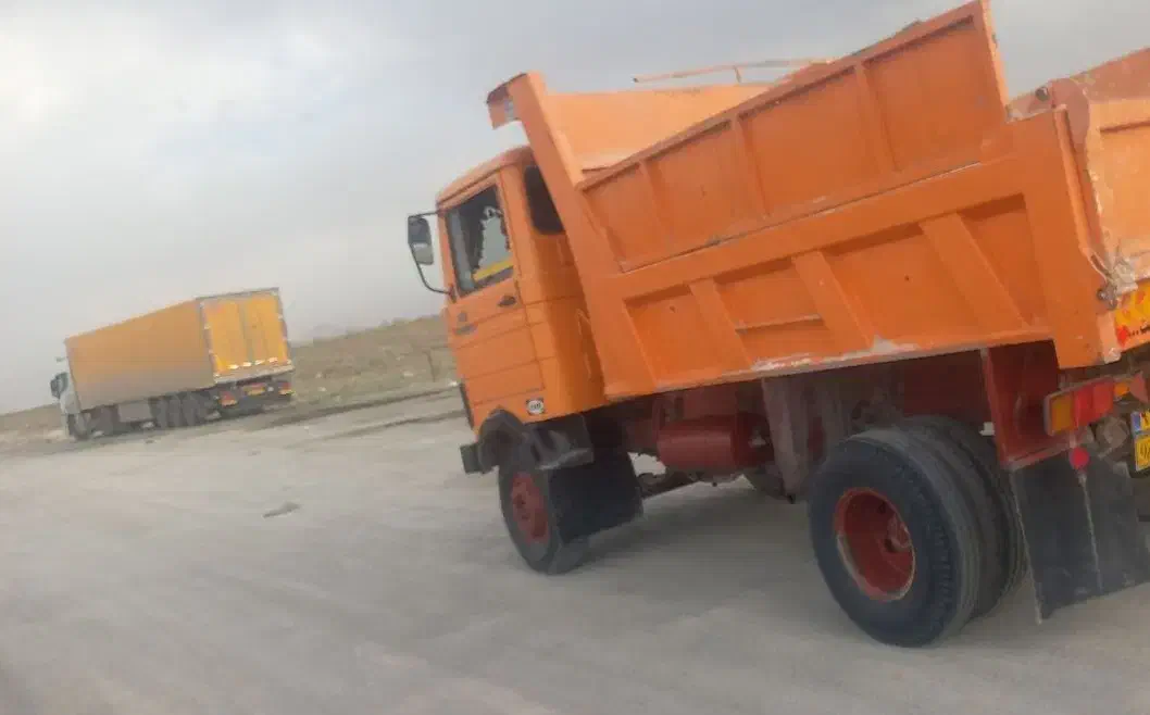 فروش و حمل شن شسته و حمل بار با خاور کمپرسی|خدمات حمل و نقل|کرمان, |دیوار