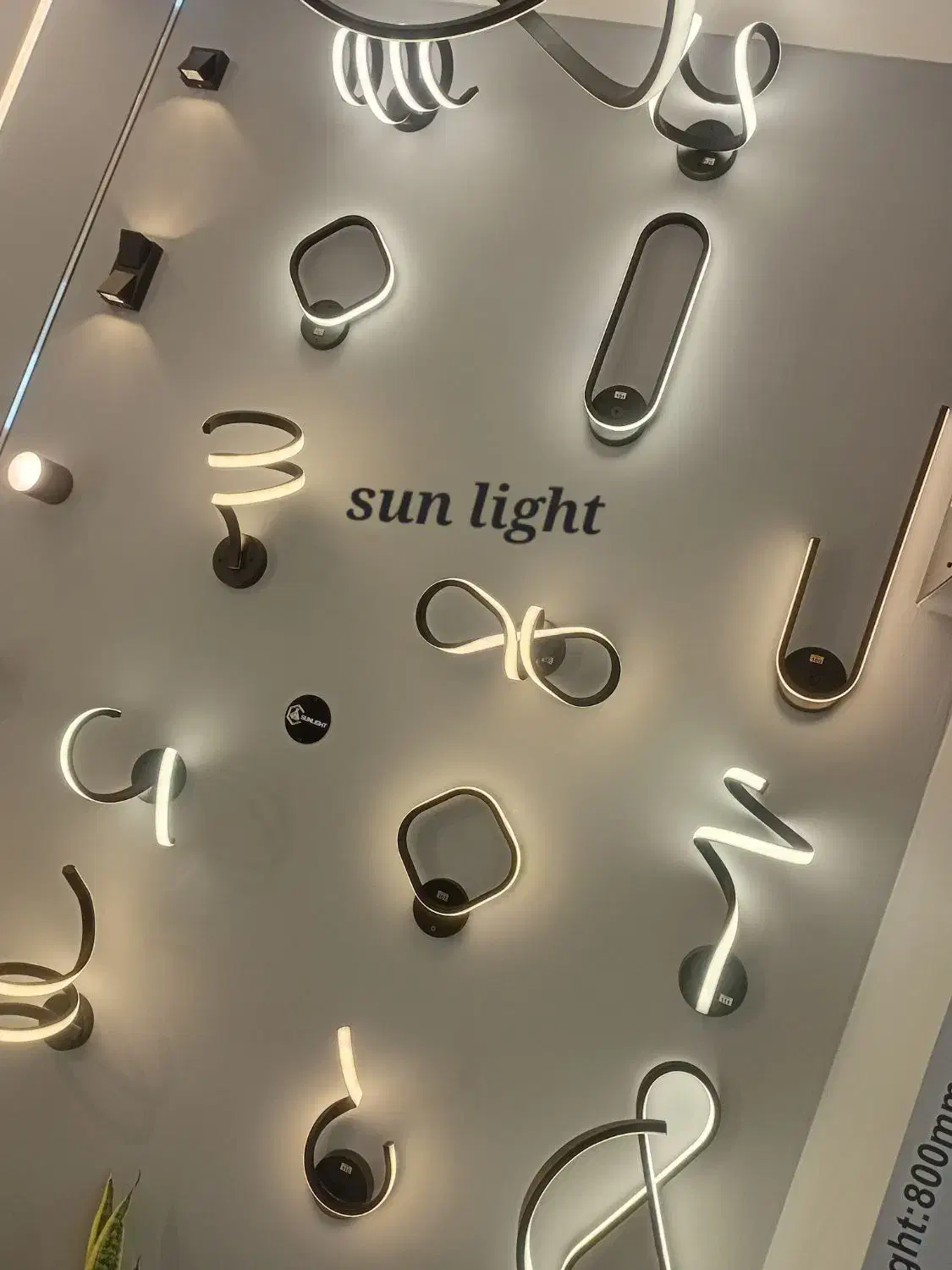 لوستر مدرن/دیوارکوب/لاین نوری/آباژور/رومیزی|لوستر و چراغ آویز|اندیشه, اندیشه فاز ۱|دیوار