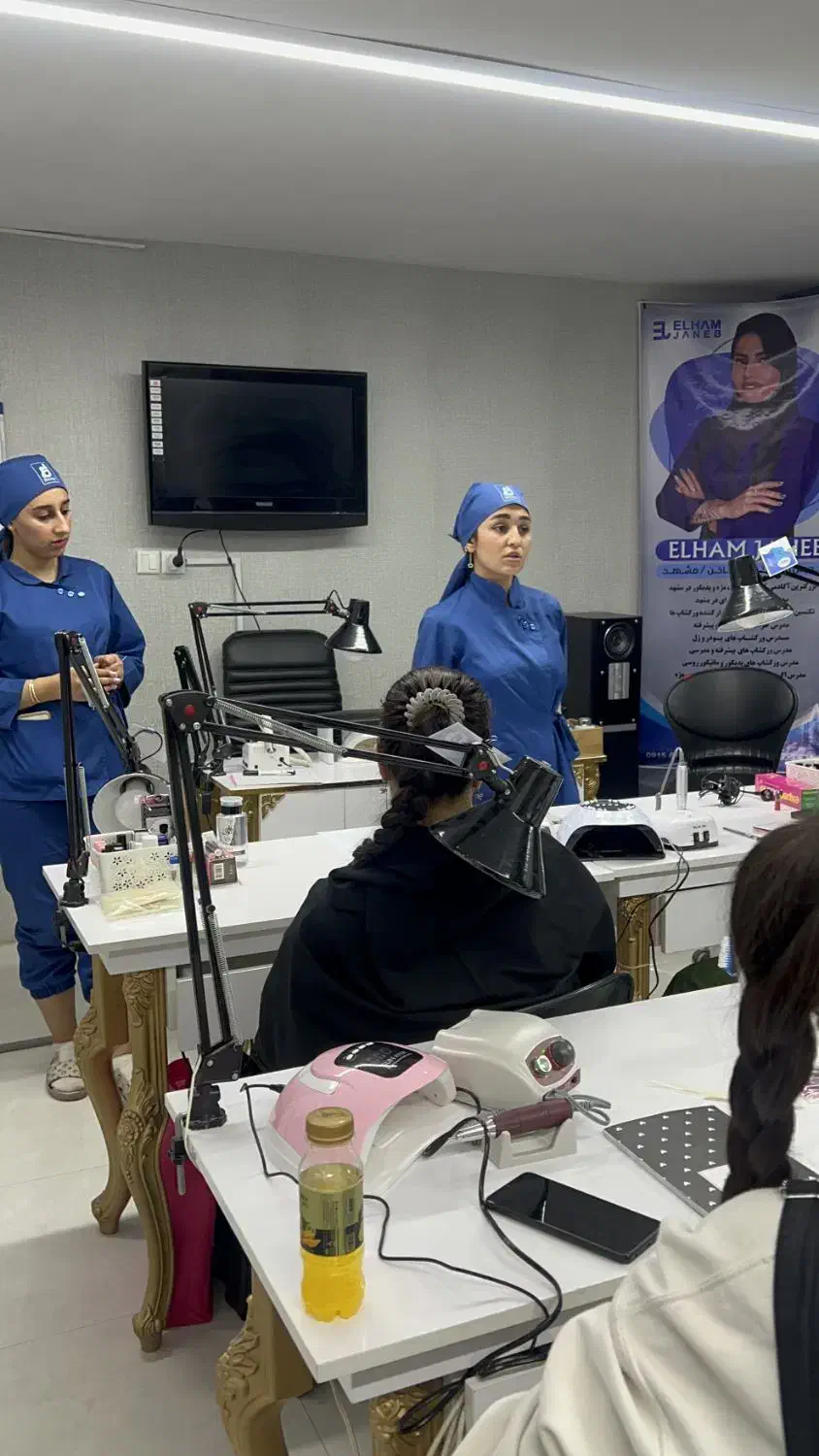 استخدام منشی در دو شیفت|استخدام اداری و مدیریت|مشهد, کوی سیدی|دیوار