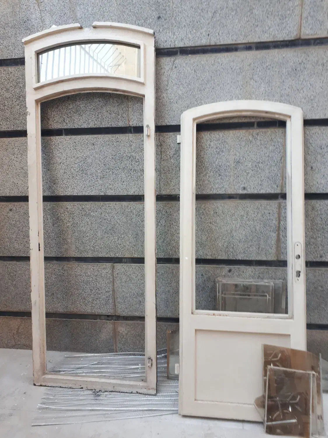 درب فروشی درحدنو|مصالح و تجهیزات ساختمان|نیشابور, تختی|دیوار