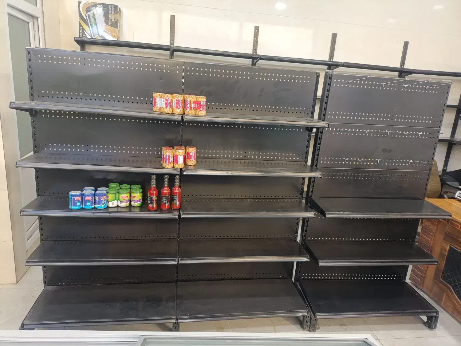 قفسه خودایستا|کتابخانه، شلف، قفسه‌های دیواری|قروه, |دیوار