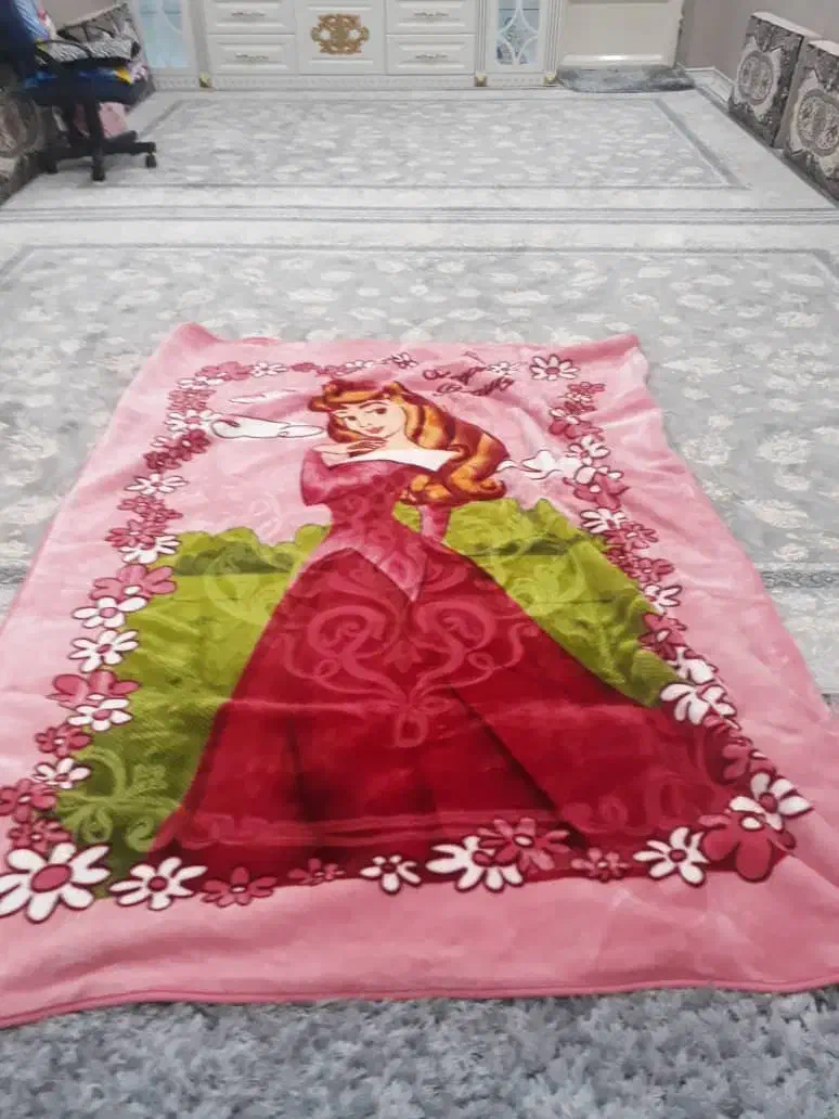 پتو وروبالش|رختخواب، بالش، پتو|شادگان, |دیوار