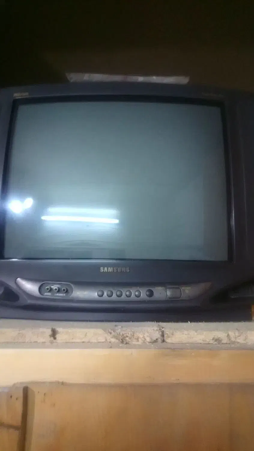 تلویزیون ۲۱ اینچ سامسونگسا|تلویزیون و پروژکتور|ری, امین آباد|دیوار