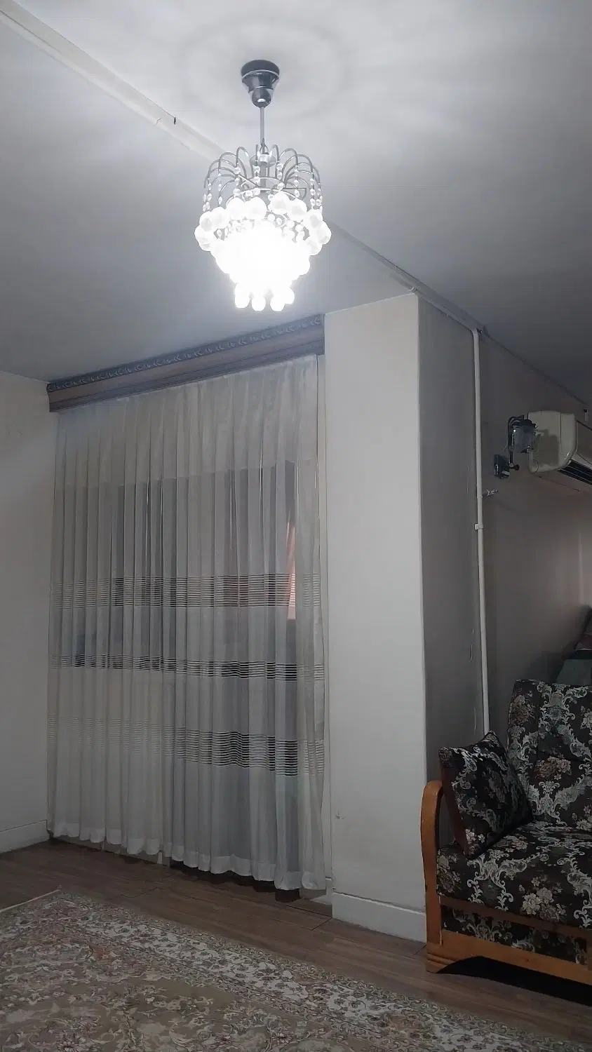لوستر کریستال ۱۰ شاخه یک عدد و تک شاخه دو عدد|لوستر و چراغ آویز|تهران, قصر فیروزه ۱|دیوار