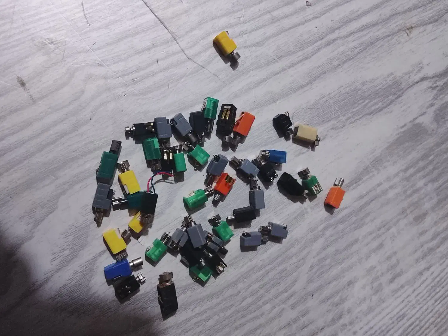 ارمیچر|لوازم جانبی موبایل و تبلت|صباشهر, |دیوار