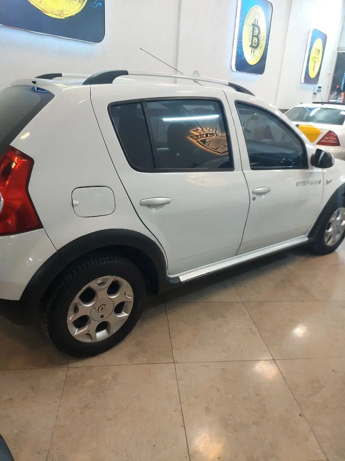 ساندرو استپ وی مدل ۹۵ اتومات|خودرو سواری و وانت|مشهد, دانشجو|دیوار