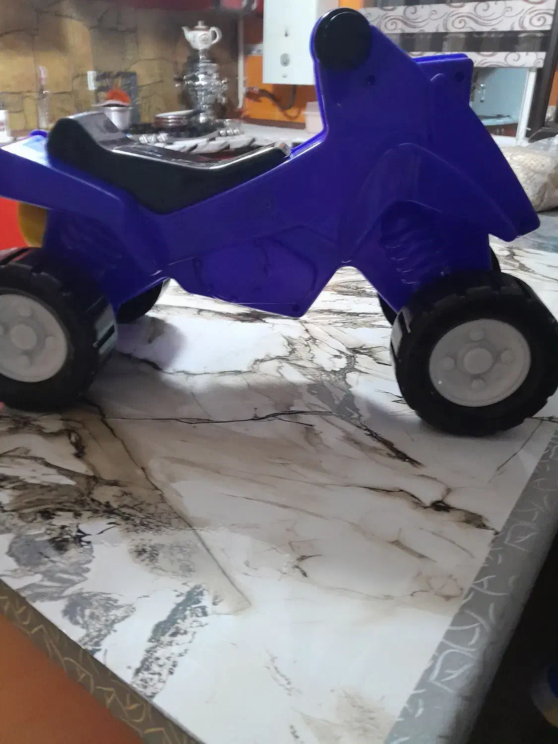 ماشین چهارچرخ زیرقیمت|اسباببازی بچه|لنگرود, |دیوار