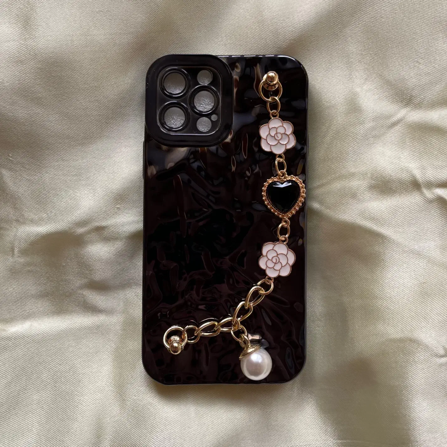 قاب آیفون12pro|لوازم جانبی موبایل و تبلت|رشت, معلم|دیوار