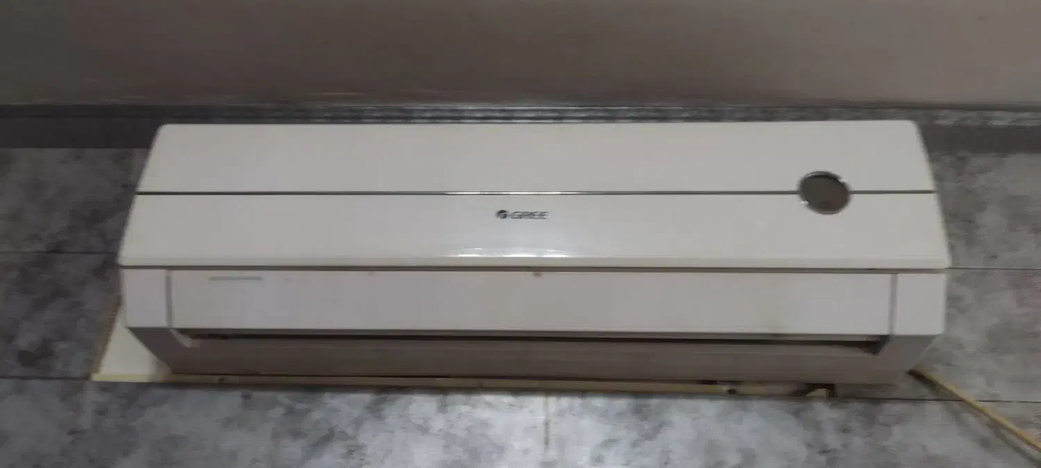 اسپیلت 18هزار gree و evvoli|کولر گازی و فن‌کوئل|قشم, |دیوار