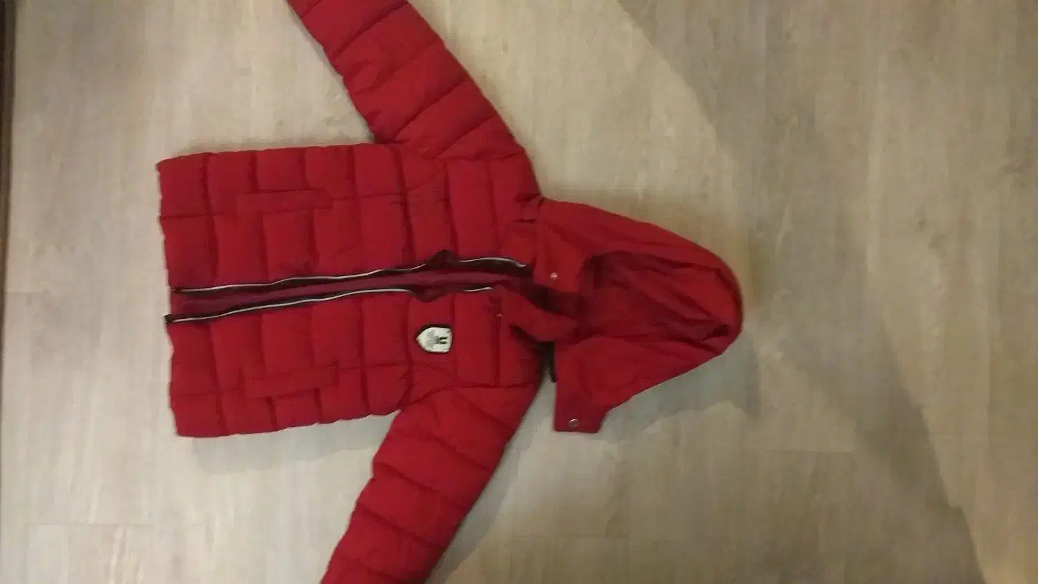 کاپشن بسیار تمیز و نو خیلی گرم|کفش و لباس بچه|ساری, |دیوار