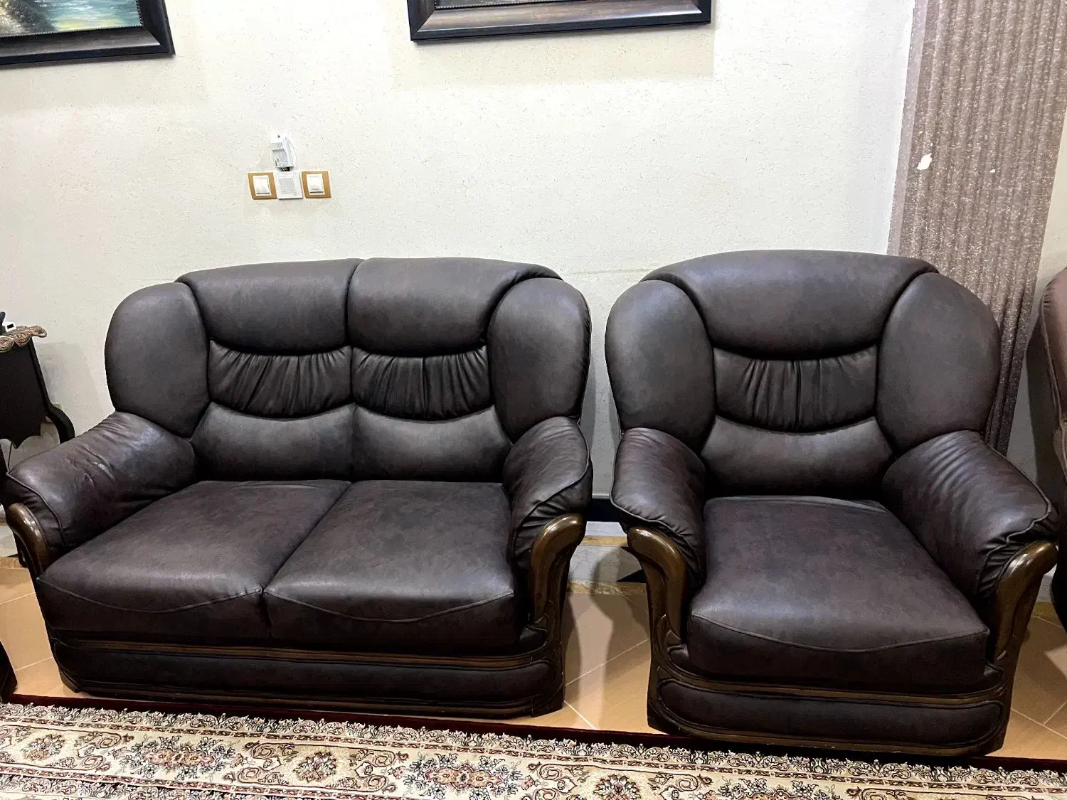 مبل چرم|مبلمان خانگی و میز عسلی|نور, |دیوار