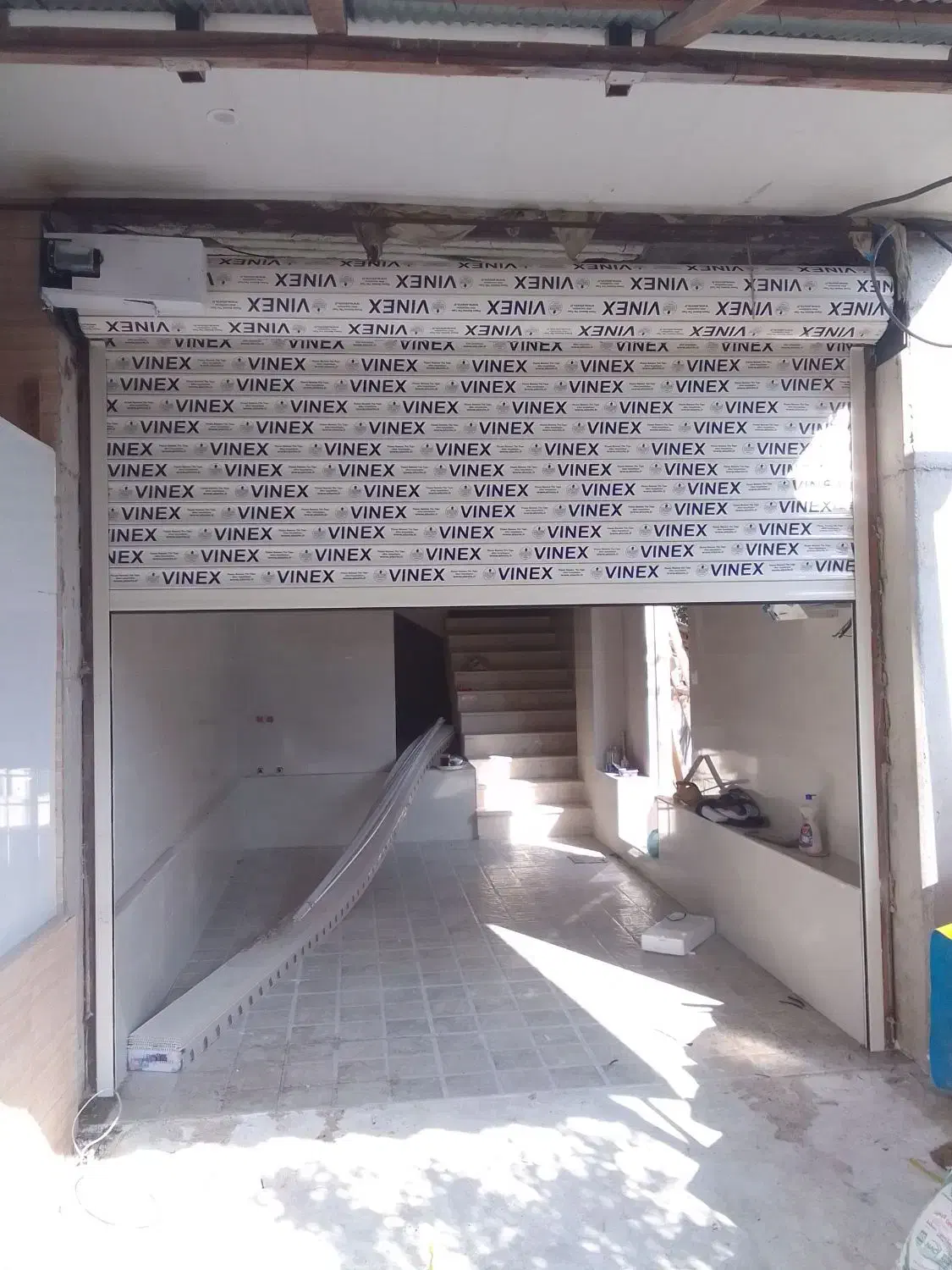 خدمات کرکره برقی و دوربین مداربسته|خدمات پیشه و مهارت|لاهیجان, انقلاب|دیوار