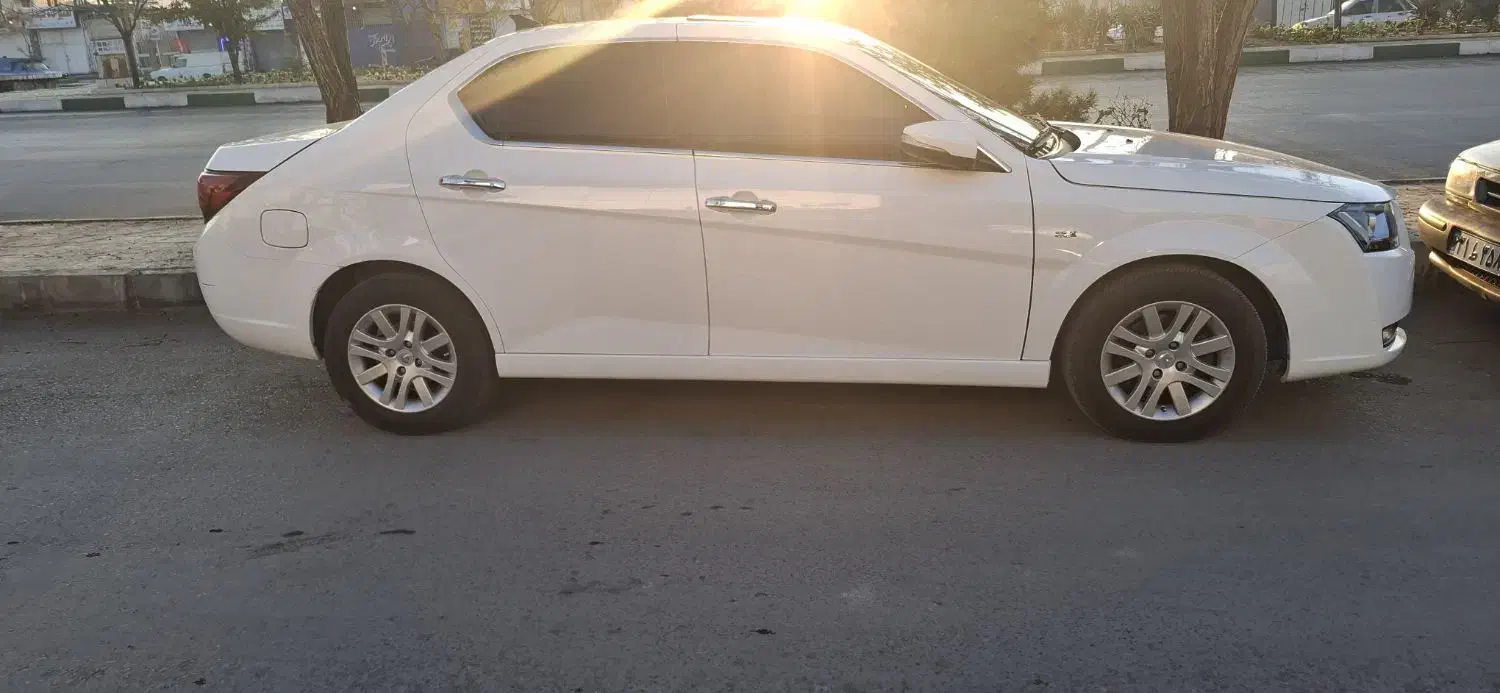 دنا پلاس تیپ 2 فول ۹۷/۱۲|خودرو سواری و وانت|خرم‌آباد, |دیوار