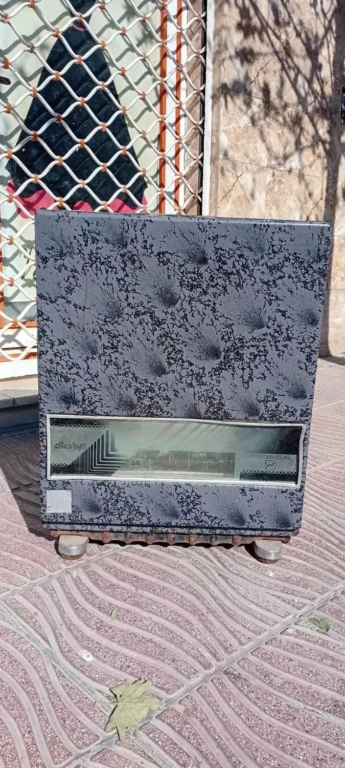 بخاری گازی کیان آذر سالم و کارکرده|بخاری، هیتر، شومینه|هشتگرد, سیف آباد|دیوار