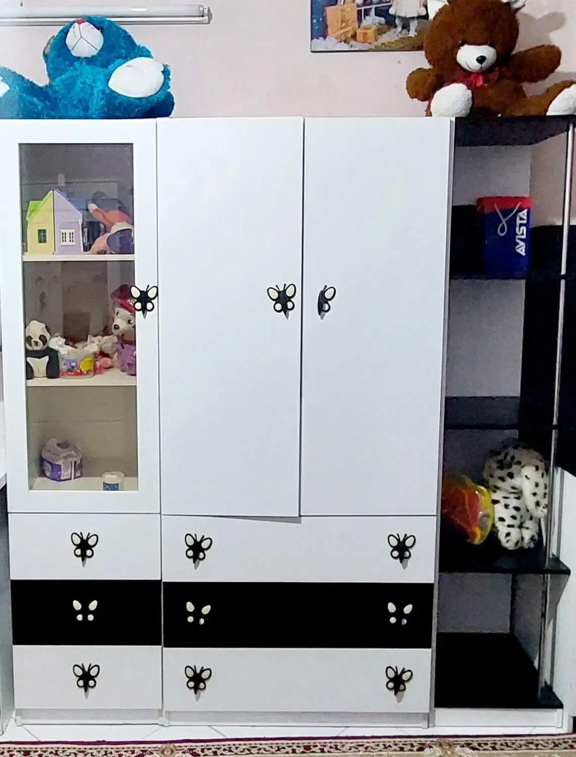 کمد ۴تیکه و میز مطالعه شیک سالم|جاکفشی، کمد، دراور|قزوین, |دیوار