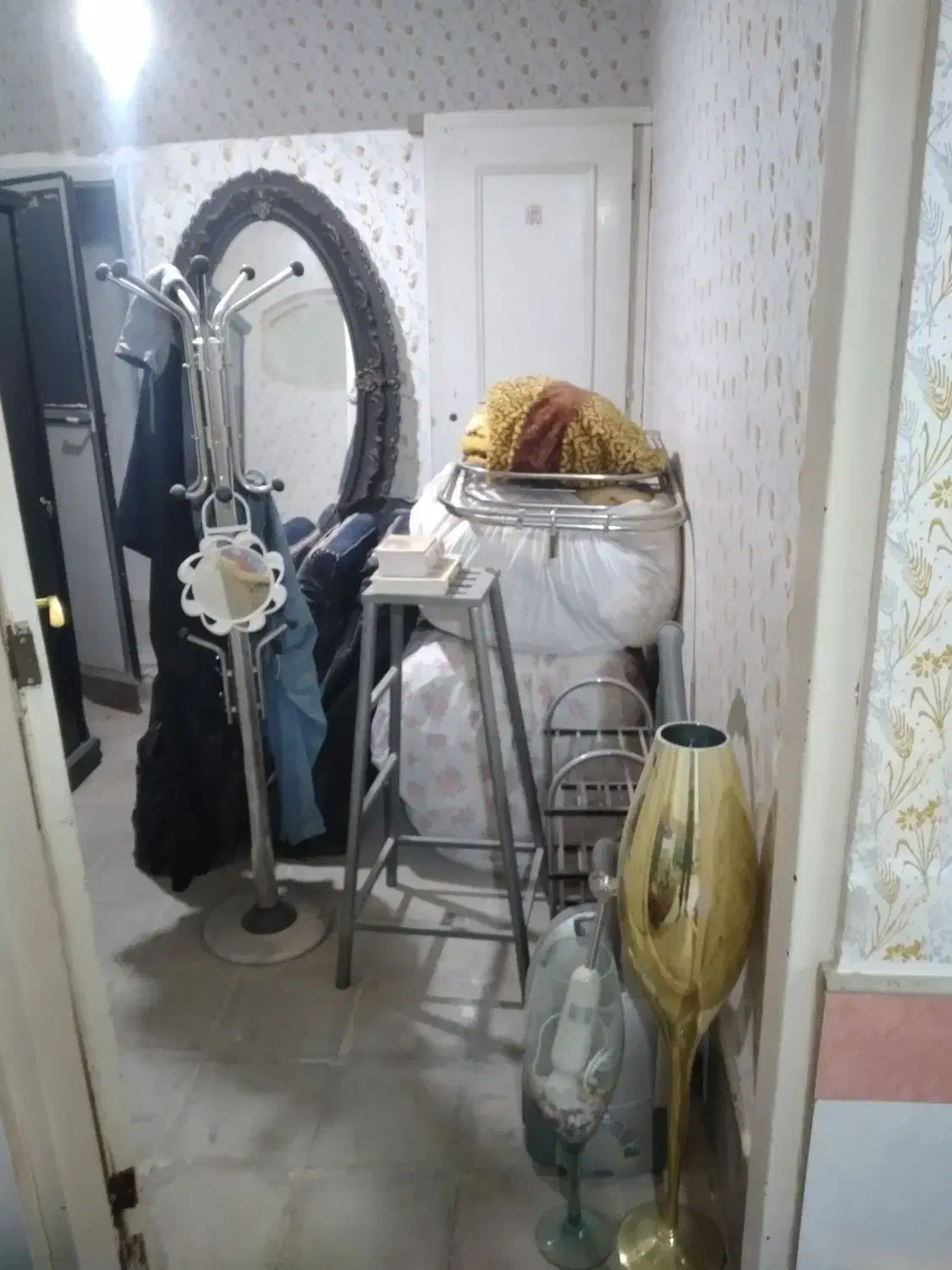 وسایل|سایر لوازم برقی|قنوات, |دیوار