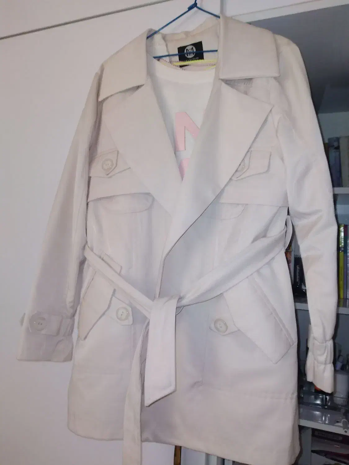 بارونی کوتاه نو|لباس|مشهد, فتح المبین|دیوار