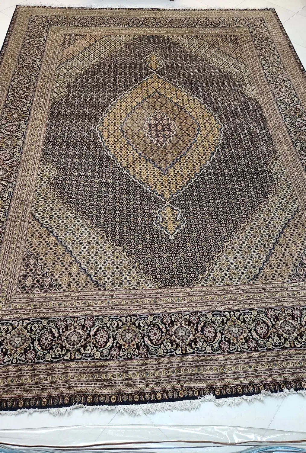 فرش تبریز ۴۷ رج ماهی|فرش|تهران, چوب تراش|دیوار