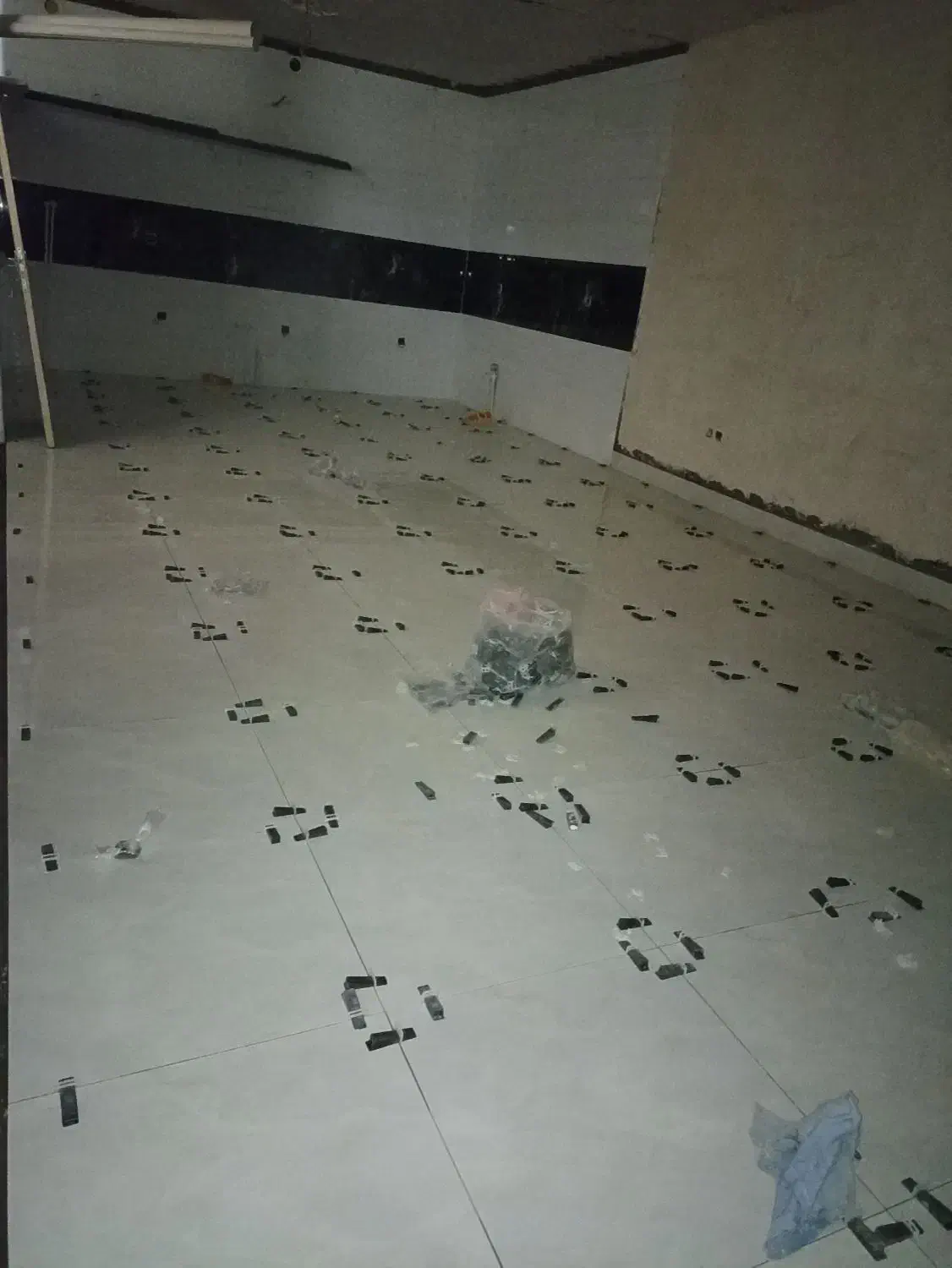 کاشی کاری سنگ کاری. خورده کاری  در خدمتیم|خدمات پیشه و مهارت|گناباد, |دیوار