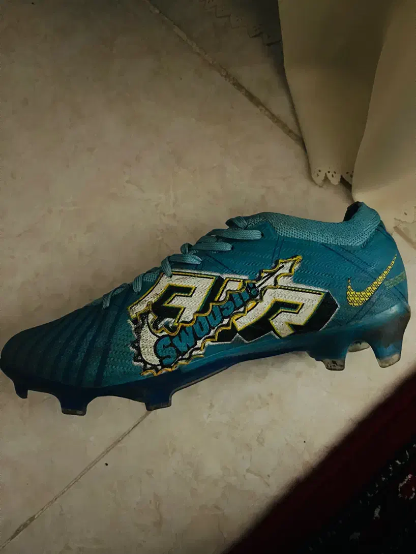 کفش چمنی سایز ۴۰|کیف، کفش، کمربند|یزد, |دیوار