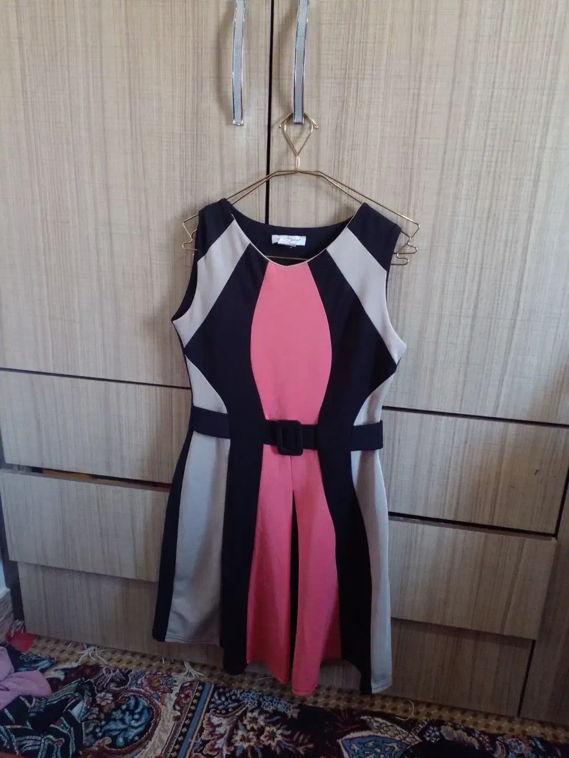 مجلسی|لباس|تربت جام, مسکن مهر|دیوار