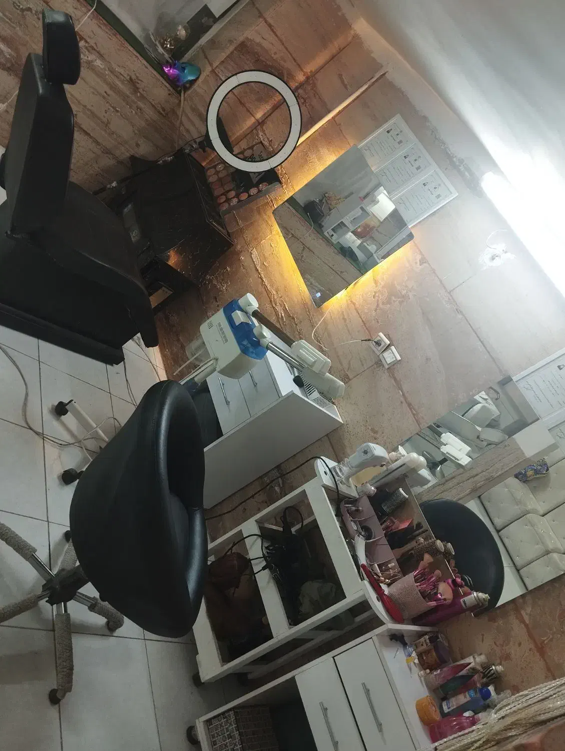 واگذاری کامل سالن زیبایی دارای تابلوولوازم|اجارهٔ مغازه و غرفه|مشهد, شهید مطهری|دیوار