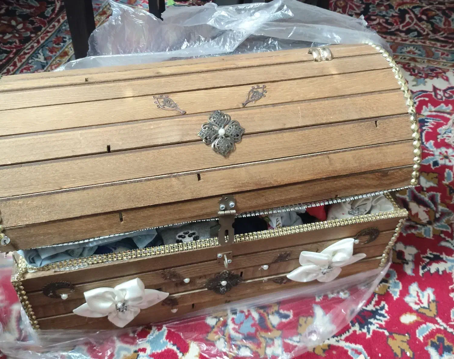 صندوق چوبی|صنایع دستی و سایر لوازم تزئینی|قم, باغ کرباسی|دیوار