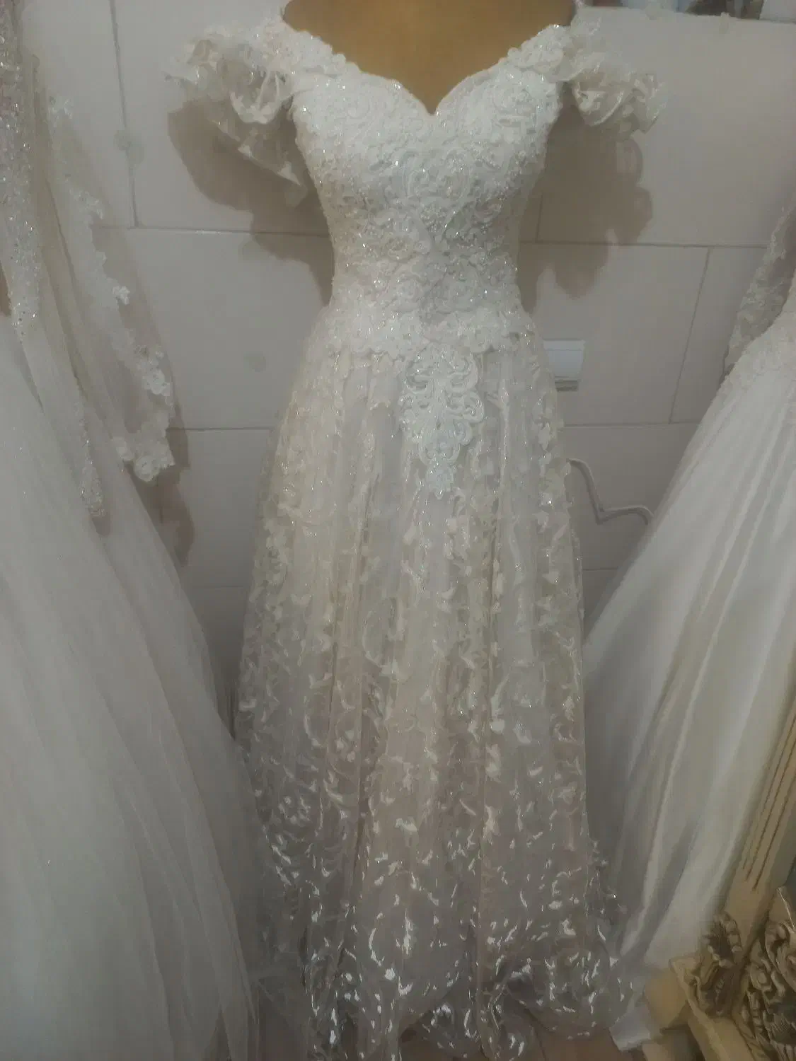 تعدادی لباس عروس درحد نو|لباس|مینودشت, |دیوار