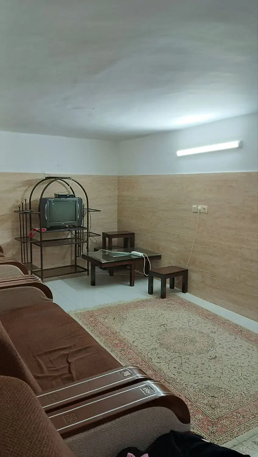 منزل نزدیک به حرم اجاره روزانه|اجارهٔ کوتاهمدت آپارتمان و سوئیت|مشهد, چهنو|دیوار